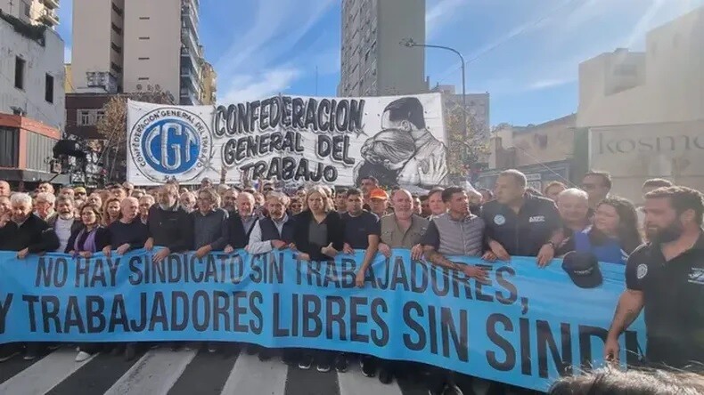 La CGT realizará una marcha a Plaza de Mayo en contra de la reforma ...