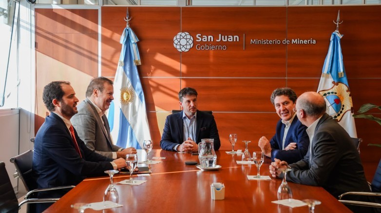 En el ministerio de Minería de San Juan representantes de Finning Argentina presentaron una serie de iniciativas orientadas a fortalecer el desarrollo tecnológico de la industria