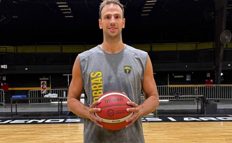 Se suma un campeón a Obras: firmó Marcos Delía