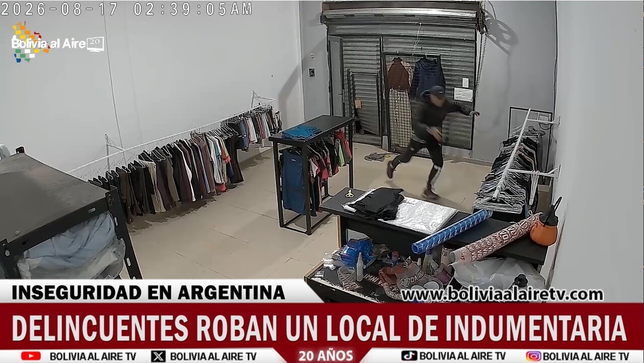 INSEGURIDAD VIDEO: DELINCUENTES ROBAN UN LOCAL DE INDUMENTARIA