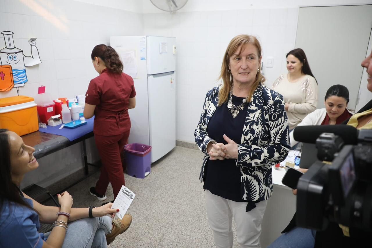 Objetivo Dengue: Se inició la segunda etapa con la vacunación a personal de la salud