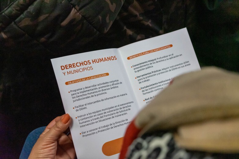 Tras un convenio entre Ministerio de Gobierno y la Municipalidad de Sarmiento, se llevará a cabo una jornada para la promoción de los Derechos Humanos con personal del municipio.