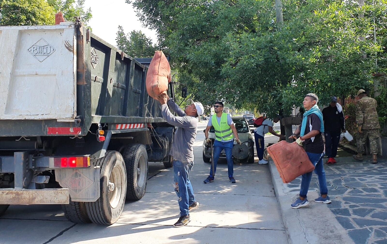 descacharrado-parque-belgrano-2.jpeg Este martes 1° de octubre se retomará el operativo de Descacharrado en la ciudad