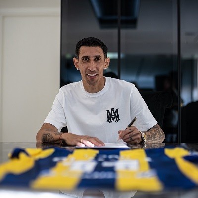 Di María se Pone la Auriazul