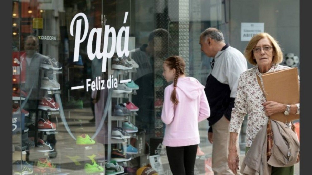 dia-padre.jpg Día del Padre: el comercio santafesino no logró ganarle a la inflación en junio
