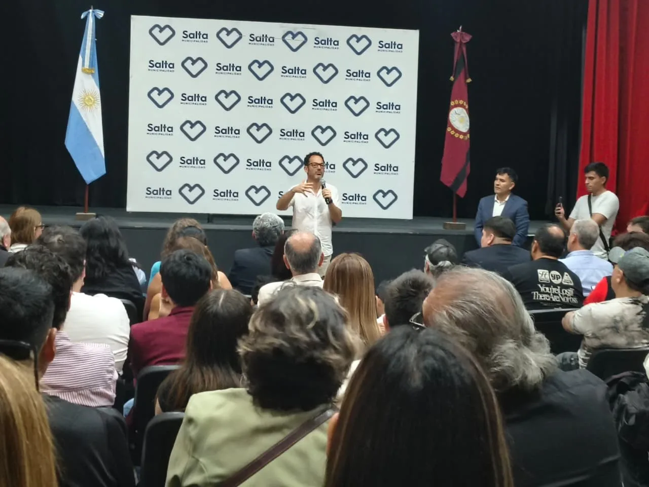 Diplomatura en periodismo deportivo: entregaron certificados a 115 alumnos