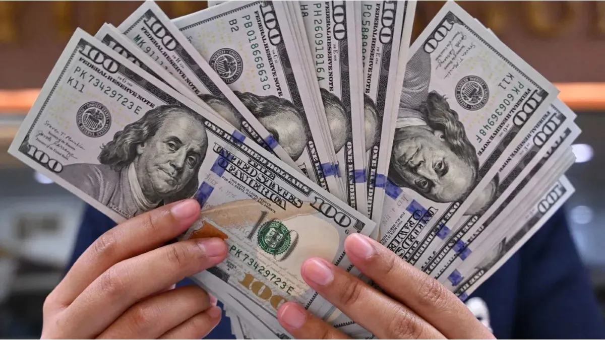 dolares37cc8a26831f57f6