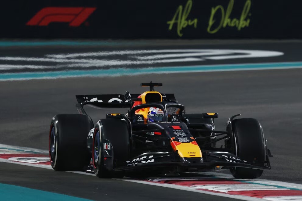 e.jpg Lando Norris se consagró campeón de la Fórmula 1 tras ser tercero en el GP de Abu Dhabi: Colapinto terminó en el último puesto