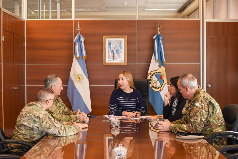 e664439ebe35bfc4a4a0b92fb8a931fe_L.jpg Gobierno coordinó acciones con autoridades de Gendarmería y del RIM 22