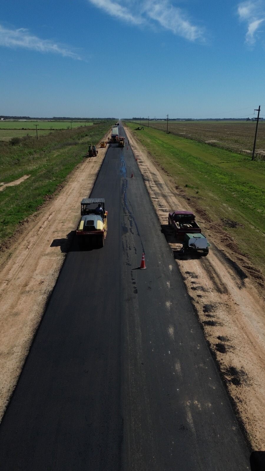 AVANZA LA PAVIMENTACIÓN DE LA RUTA PROVINCIAL N° 6 PARA FORTALECER LA CONECTIVIDAD EN LAS BREÑAS