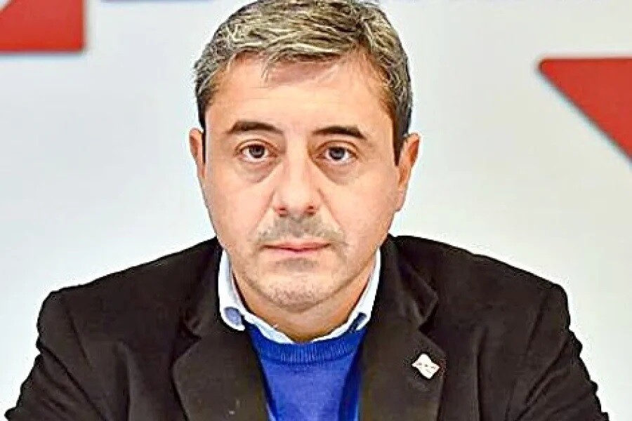 e.jpg Renuncia Gonzalo Calvo en el ministerio de Salud