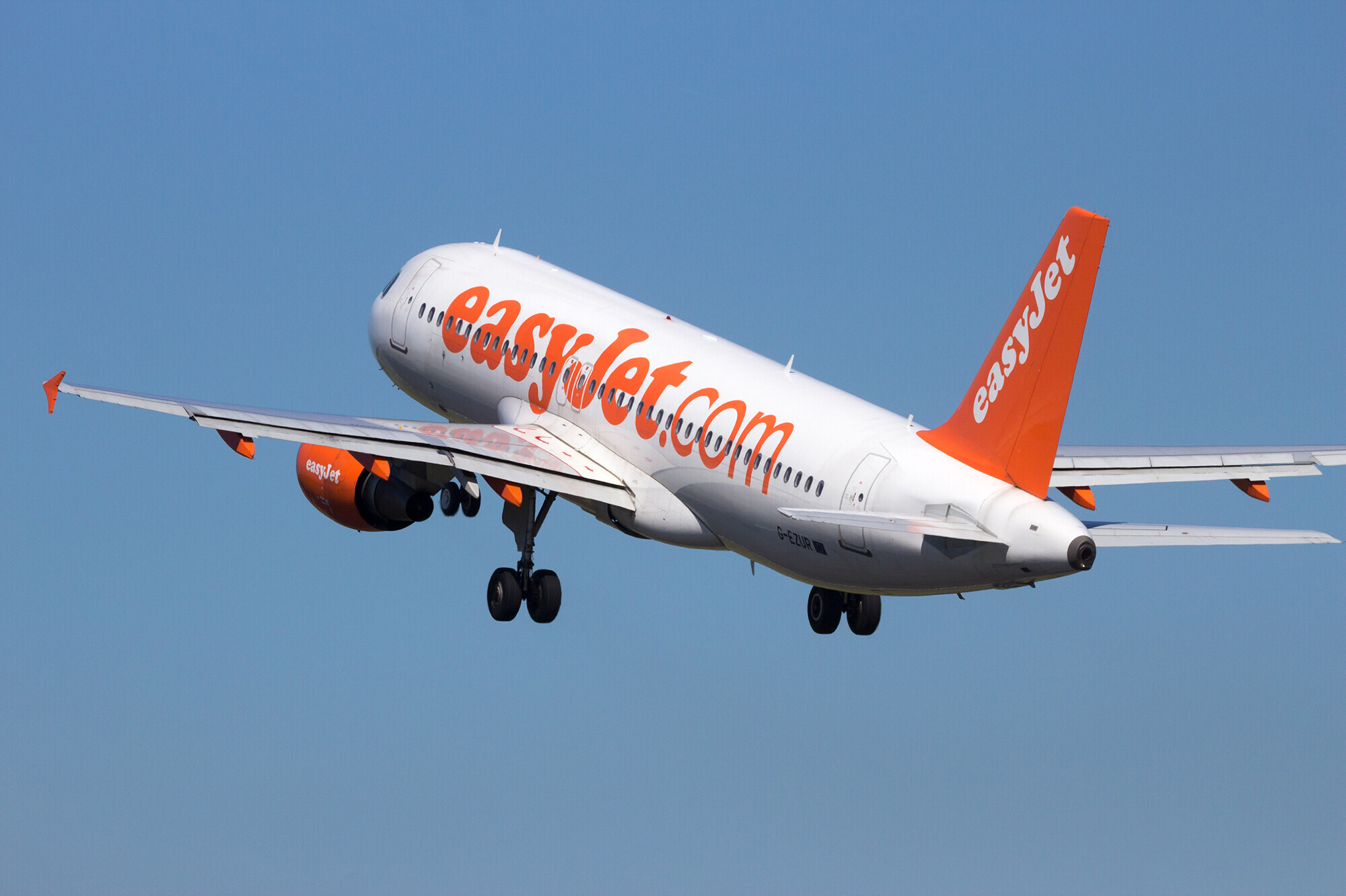 easyJet.jpg