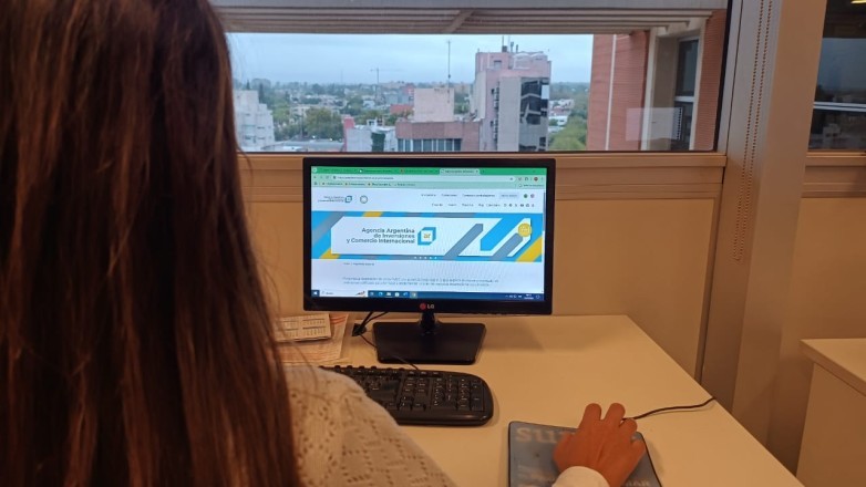 Se encuentra abierta la inscripción al Programa Argentina Exporta