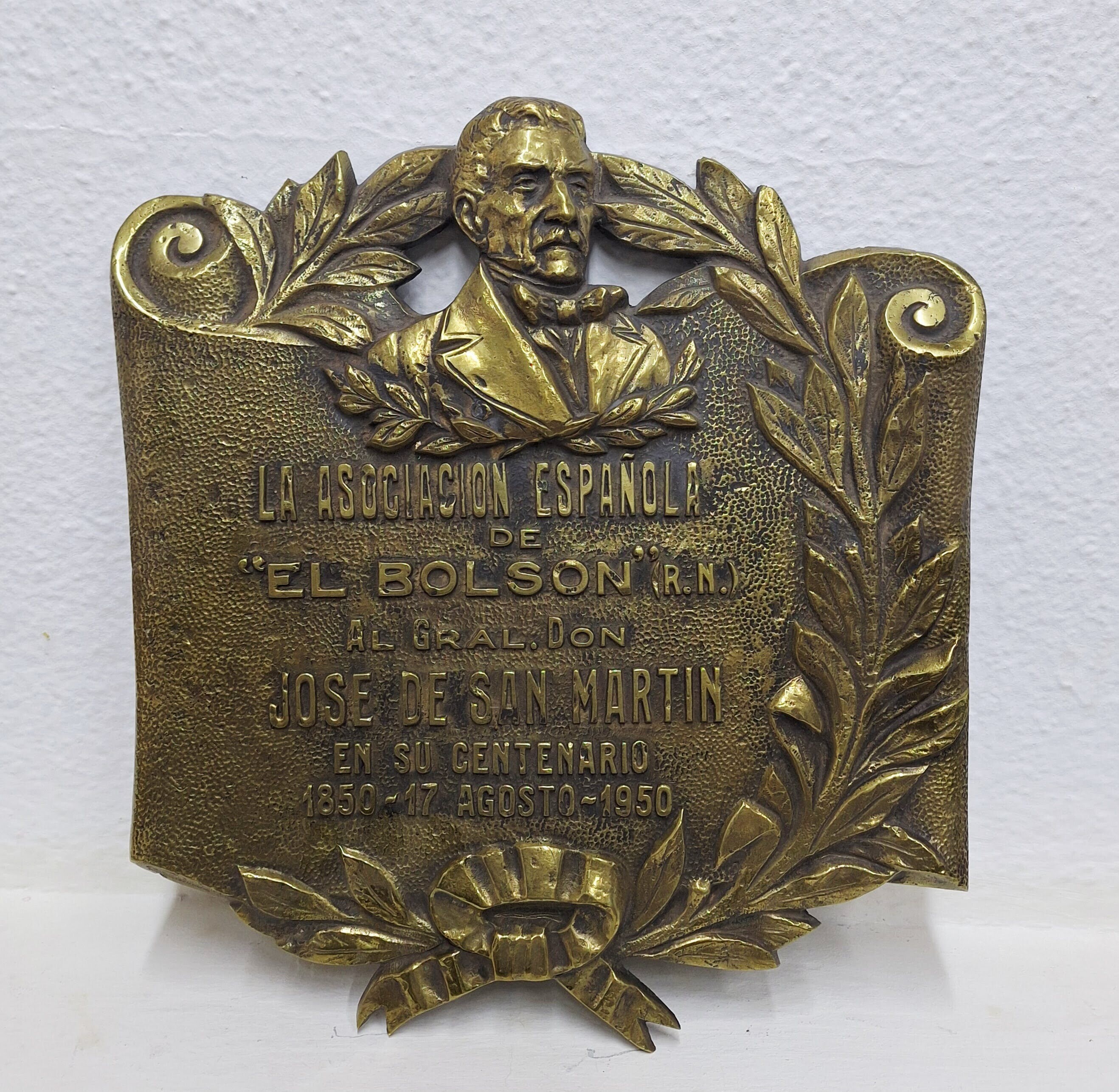 el bolson de antes placa asoc española.jpg el bolson de antes placa asoc española.jpg