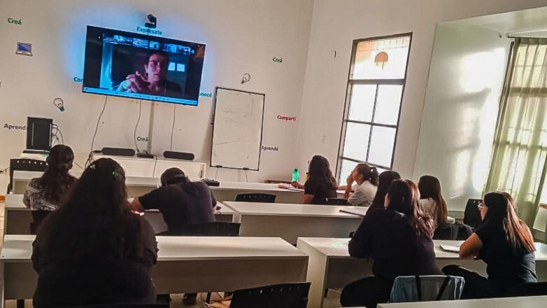 Comenzó el dictado de las diversas diplomaturas que forman parte del proyecto Aulas Híbridas.