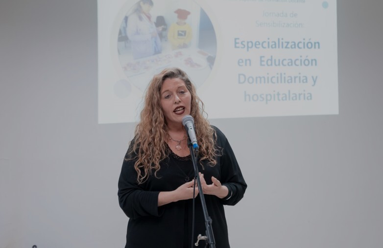 La inédita Especialización en Educación Domiciliaria y Hospitalaria, que en San Juan formará docentes de todos los niveles para trabajar con estudiantes que no pueden asistir a la escuela por razones de salud, tuvo una importante convocatoria