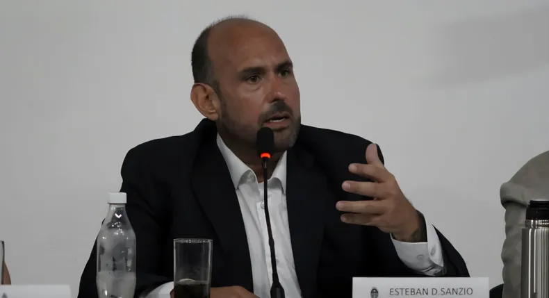esteban-sanzio.webp Baradero: «Esos baches son míos»: el insólito reclamo del intendente Esteban Sanzio
