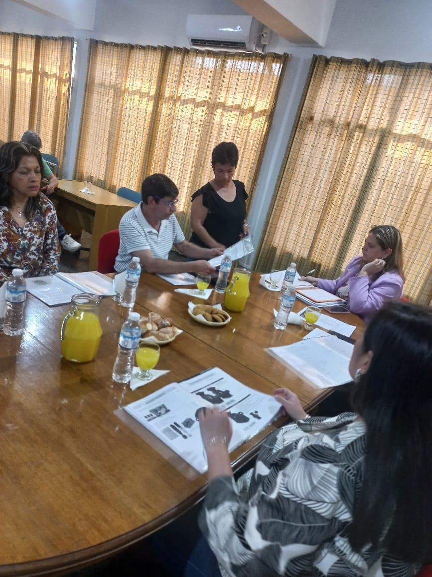 El municpio de Ullum junto a la Directora de Industria Cultural, evaluaron  los proyectos de la Emprendedora del Sol.