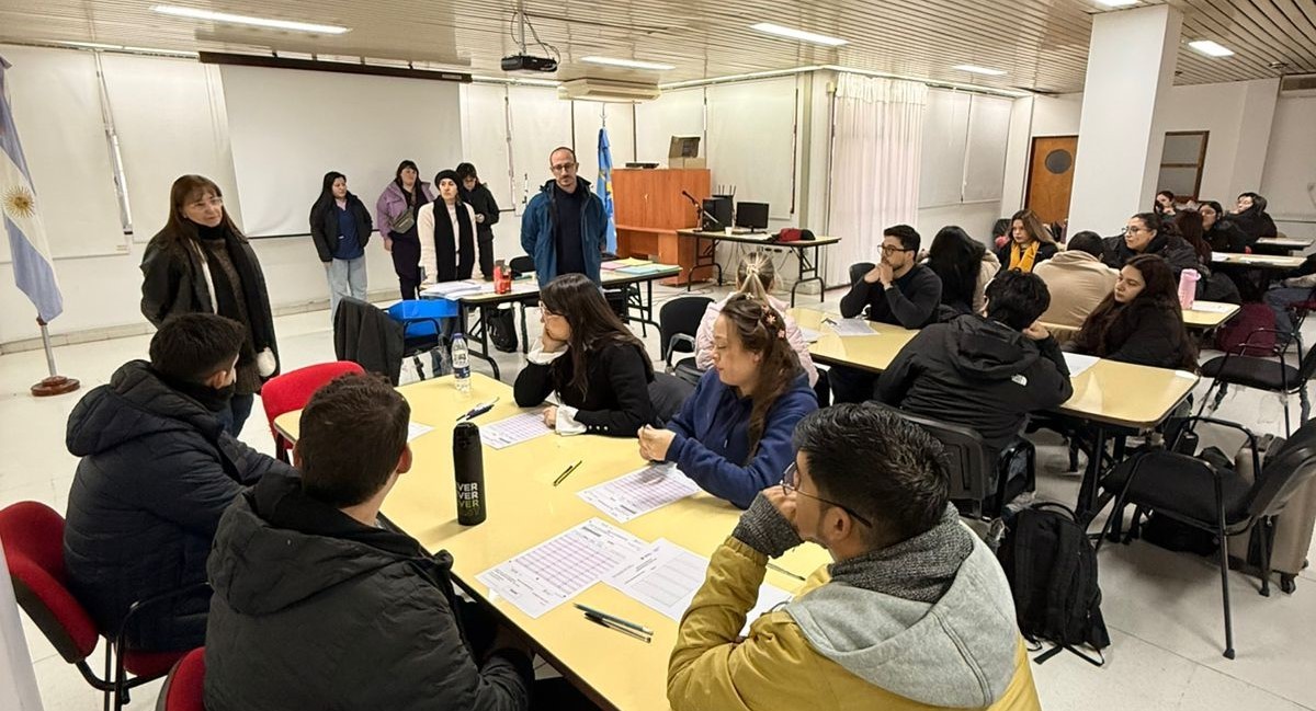 Chubut tomó el examen de ingreso a las “Residencias del Equipo de Salud 2025”