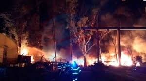 explosion-00.jpg explosion-00.jpg