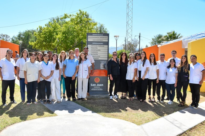 f6a4ef485a74625bfa2f6d14c60c00a4_L.jpg Cambio de Cara para Todos los Centros de Salud en San Juan