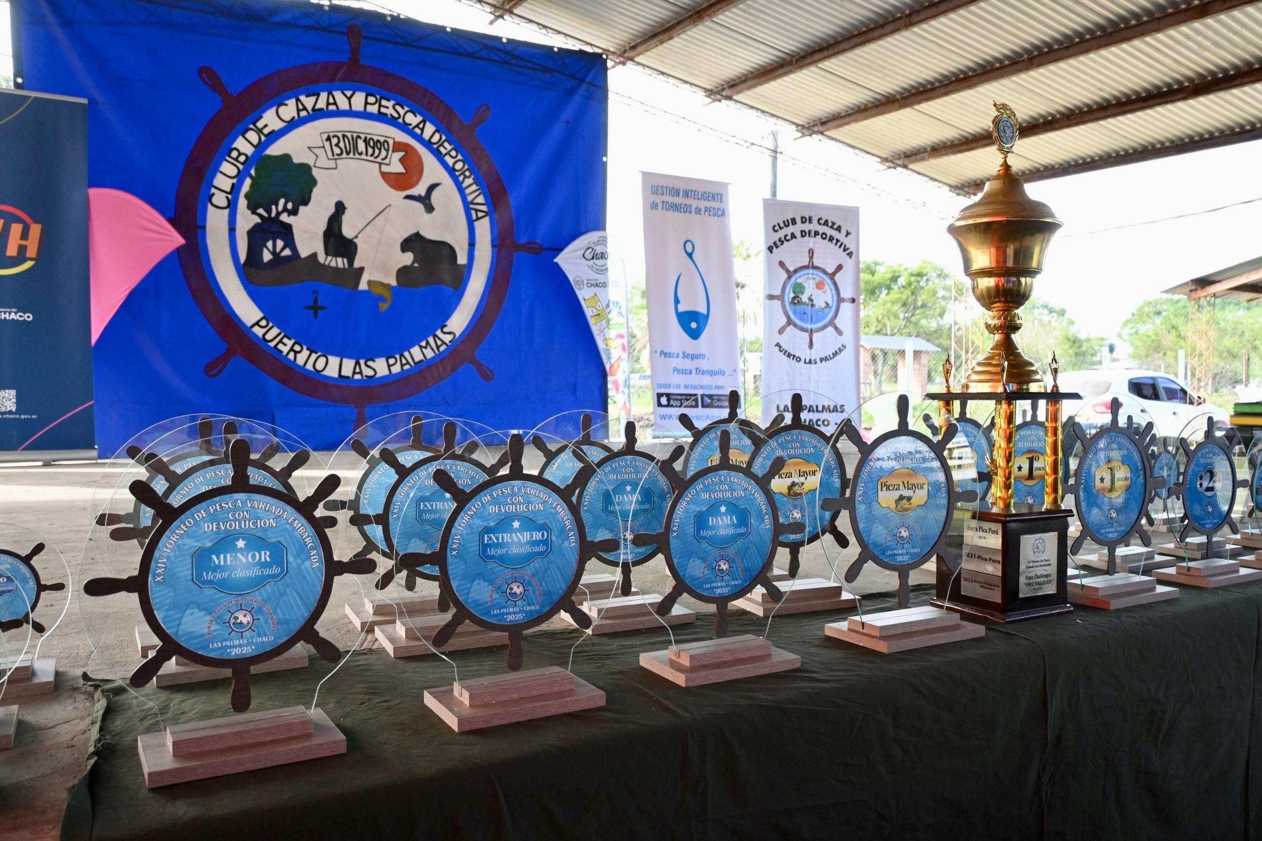 PUERTO LAS PALMAS: EL GOBERNADOR ZDERO ACOMPAÑÓ HOY EL 24° TORNEO DE PESCA EMBARCADA CON DEVOLUCIÓN