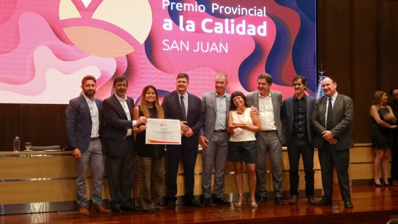 f8efc27fc4764b82006442c79bbb1ed8_L.jpg Se entregó el Premio Provincial a la Calidad 2025, en un acto que celebró la excelencia en la gestión