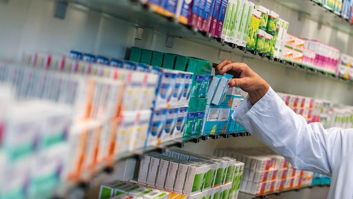 farmacias.jpg Médicos y farmacias suspenden beneficios a afiliados de Seros por falta de pago