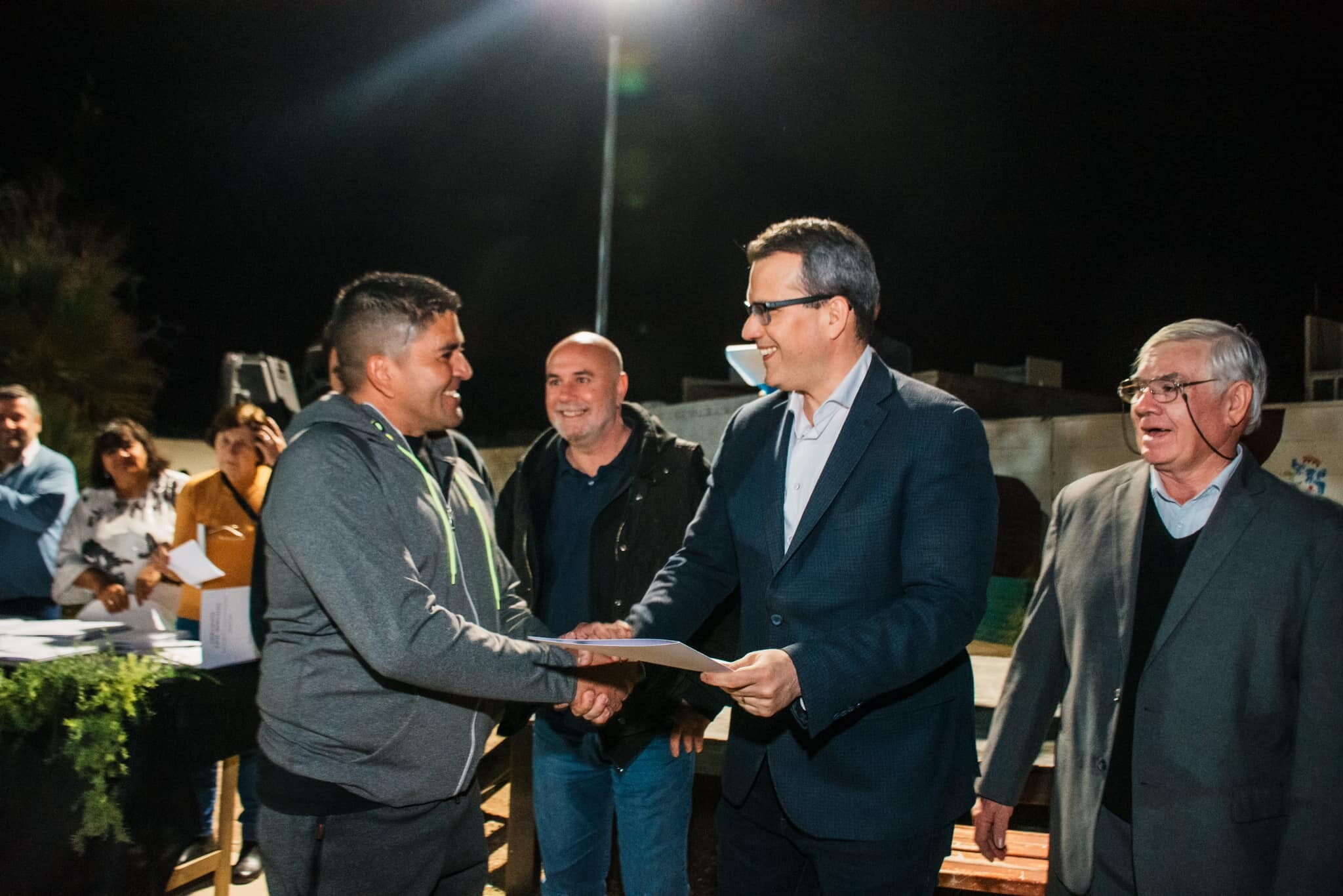 Continuando con la planificación y en el marco de los festejos por el 82º aniversario de la creación del departamento de Rawson, se llevó a cabo un importante acto en la plaza  del barrio Virgen de Fátima, encabezado por el Intendente, Carlos Munisaga