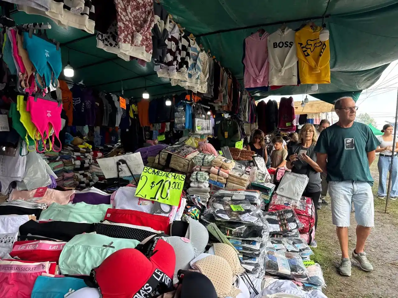 El Hipódromo, a pleno con la Feria Mercantil de Semana Santa