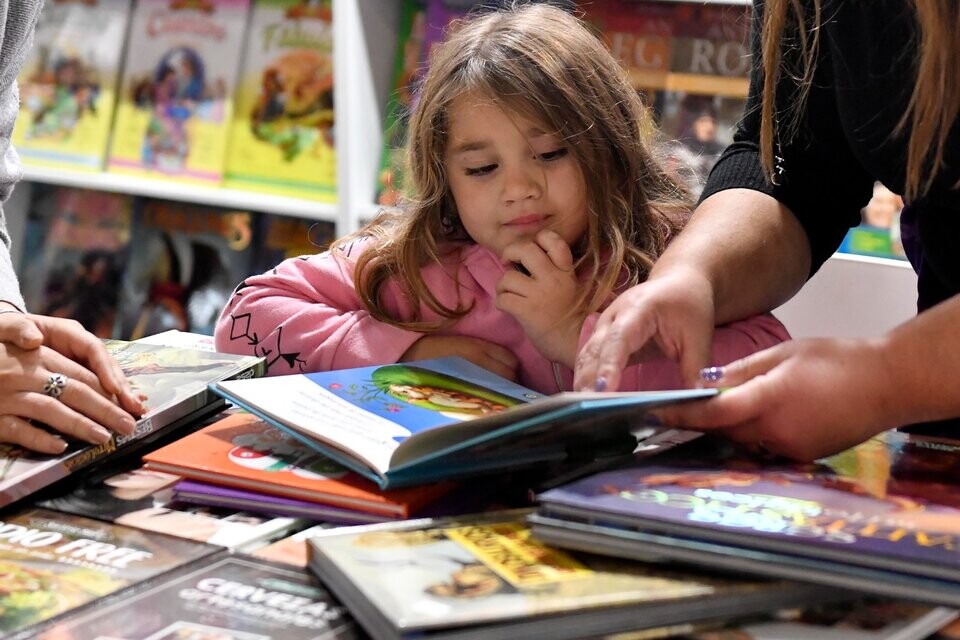 La sede de UTE recibe hoy y mañana La Feria del Libro Docente