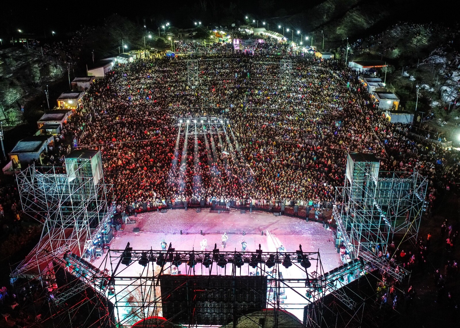 JÁCHAL: adjudicación de puestos de venta en el Anfiteatro Buenaventura Luna