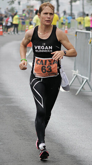fiona-oakes.jpg Fiona Oakes – Maratonista Vegana