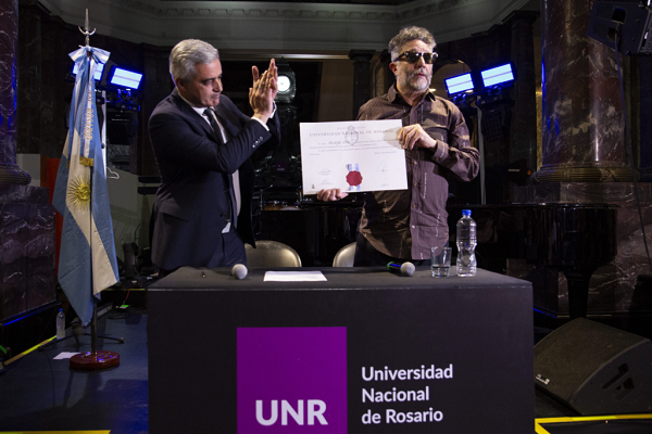 Fito Páez Honoris Causa de la UNR