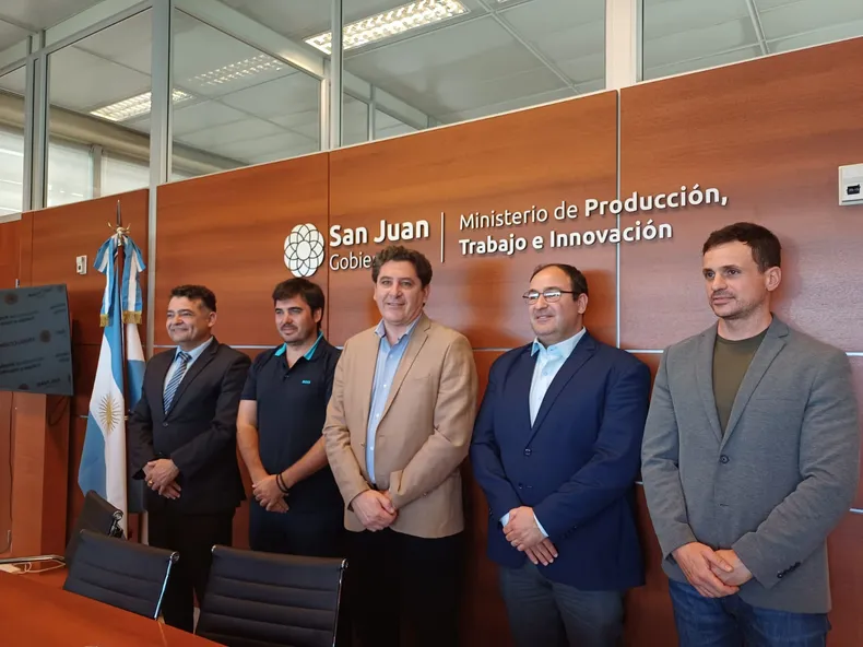 El Fórum de la FNS contará con disertantes inspiracionales, ruedas de negocios y paneles de diálogo sobre temas estratégicos. Se desarrollará en el Teatro del Bicentenario y en el Centro Cívico.