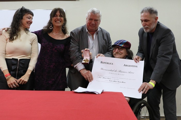 Charly García fue nombrado Doctor Honoris Causa por la UBA