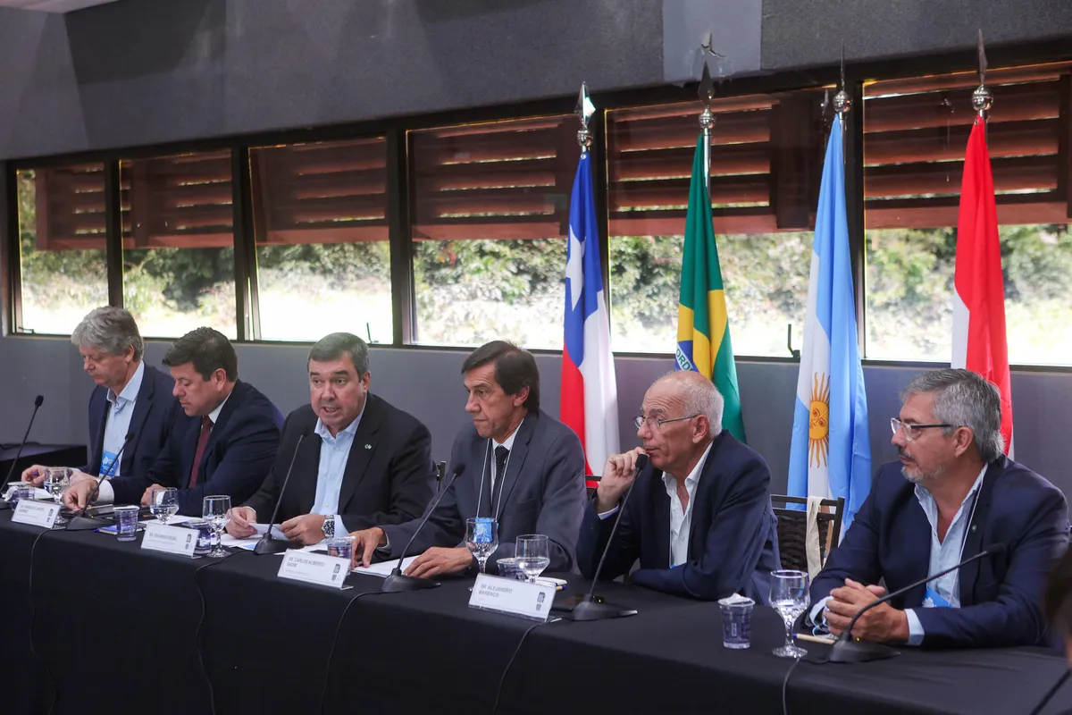 gobernador-campo-2jpg.webp gobernador-campo-2jpg.webp