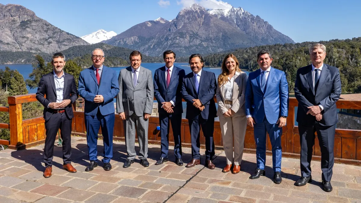 Política: Gobernadores toman distancia de posibles acuerdos con el Gobierno