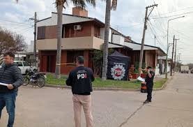hombre santoto-02.jpg