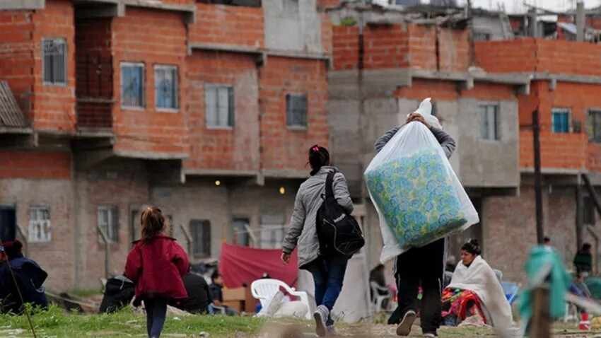 Más del 50% de los argentinos ya pertenece a la clase baja