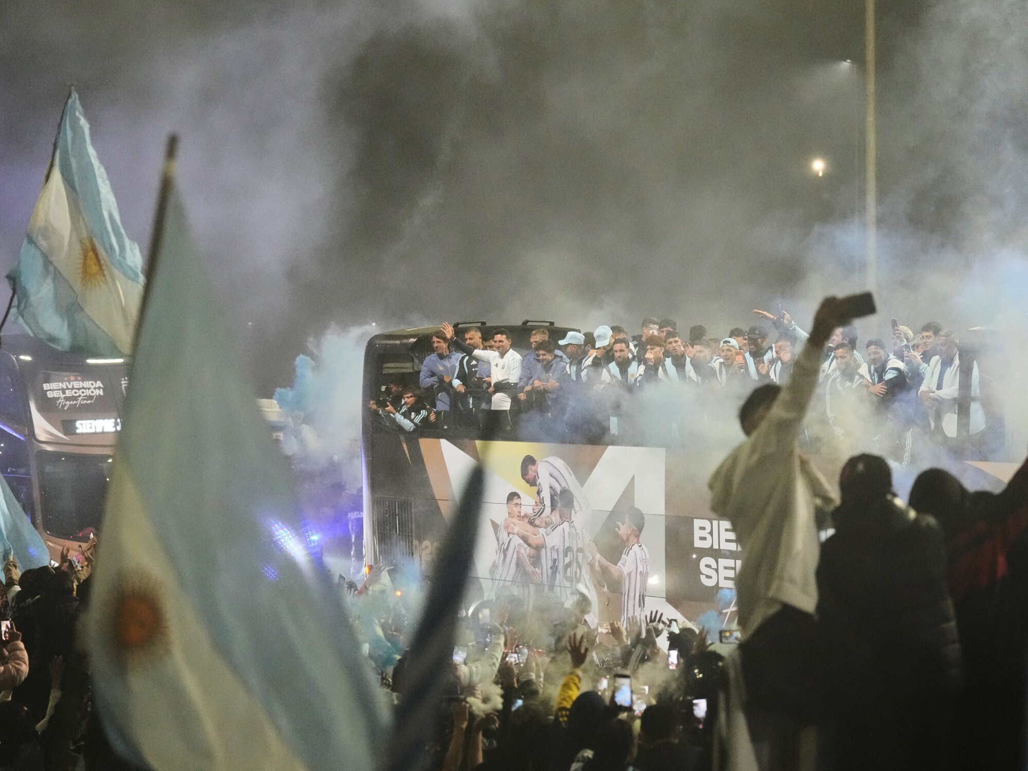 Multitudinario recibimiento a la Selección Argentina tras el Mundial