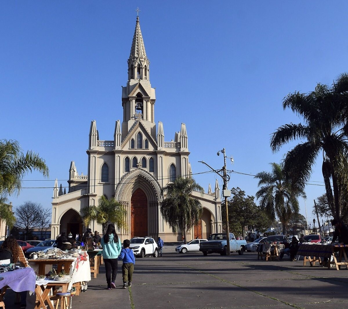 Padrinazgo 2024: la firma ANCA se suma para embellecer la plaza ubicada frente a la Basílica de Guadalupe