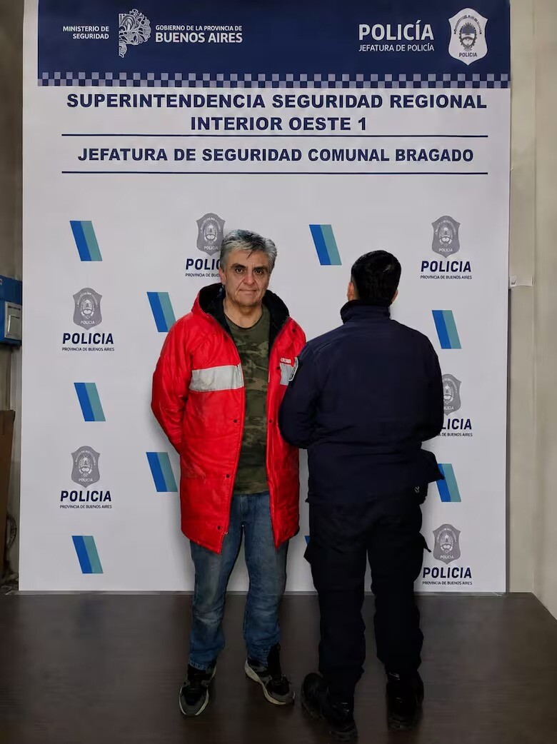 image - 2026-08-23T202444.916.png Detuvieron a un concejal de La Libertad Avanza sospechado de vender droga en Buenos Aires