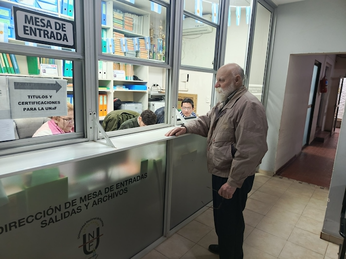 image (1).png Yorg redobló la apuesta ante el Doctorado en Ciencias Sociales: Presentó un Programa de investigación