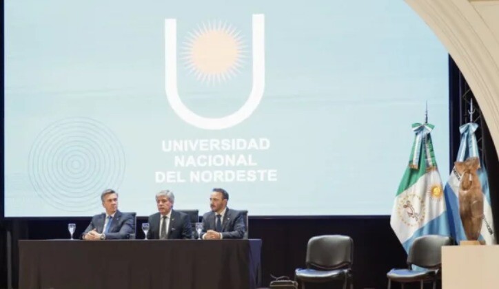 Valdés y Zdero acompañaron la asunción de Larroza en la UNNE
