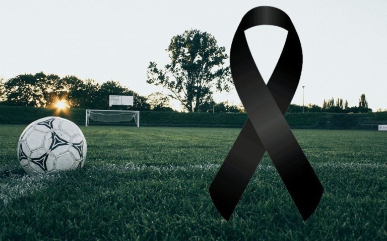image-6-19.jpg Falleció un hombre que participaba de un partido de fútbol de veteranos