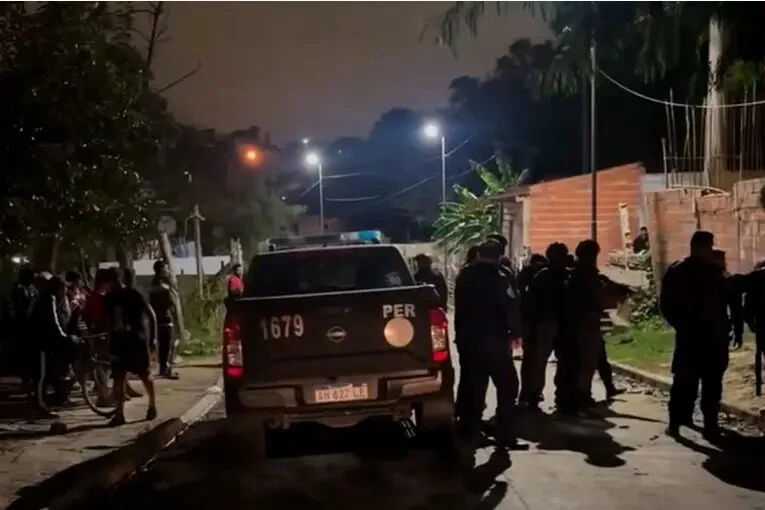 Homicidio en Paraná deja un fallecido y dos heridos