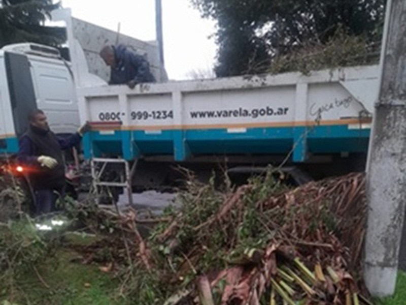 Florencio Varela: El Municipio desplegó operativos de saneamiento por las tormentas