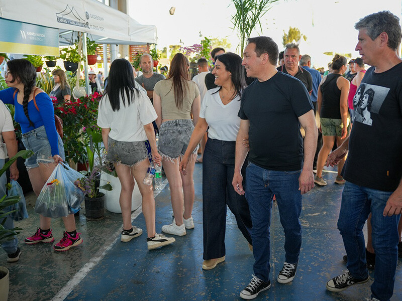 Florencio Varela: Multitudinaria Fiesta de la Flor 2025