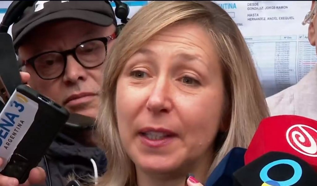 image.jpg Bregman: «Todo mi repudio a un presidente que admira a la criminal Margaret Thatcher»